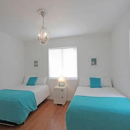 Bikini Hostel, Cafe & Beer Garden - Adults Only-3